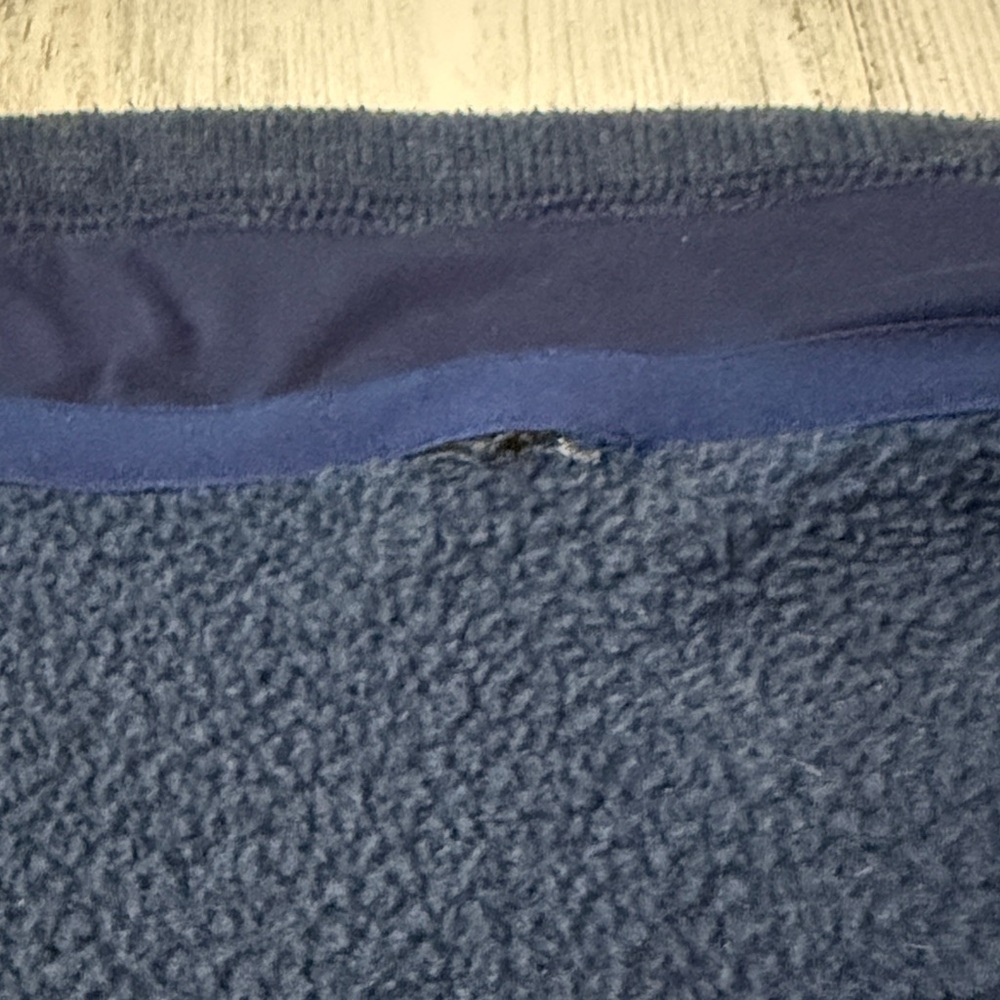 Patagonia Kids Deep Blue Fleece Jacket - Picture 6 of 9